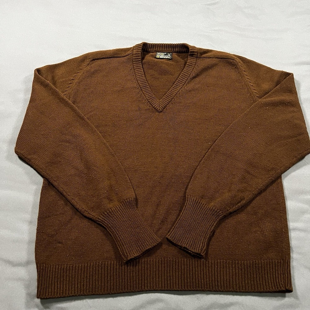 True Vintage 70's JCPenney V Neck Brown 100% Acrylic Sweater‎ XL